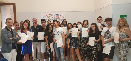 CONSEGNA ATTESTATI CAMBRIDGE ANGRI